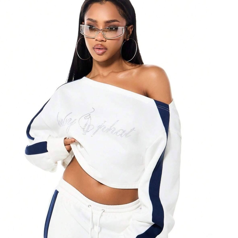 Baby Phat White Navy Stripe Rhinestone Logo Cropped Sweatshirt Y2K Size M NEW